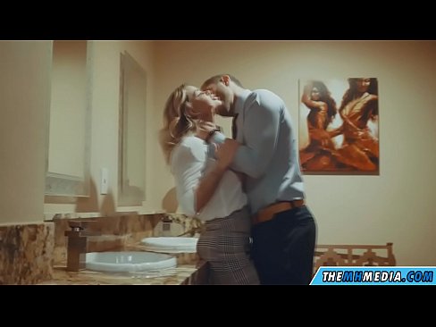 ❤️ जब एउटा बस्टी गोरोले तपाईंलाई सार्वजनिक शौचालयमा बहकाउँछ ❌ ne.porn-mate.ru मा ❌️❤